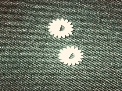 A Pair of Oculus UB4 (42500) Pinion Cogs 
